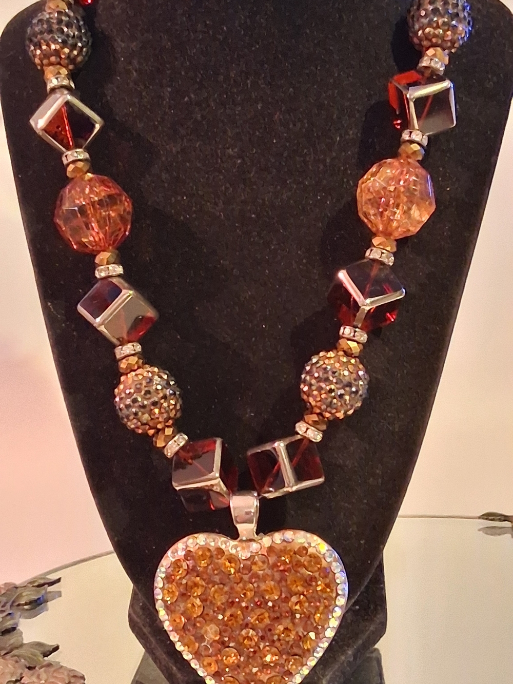 Vintage Heart Pendant Beaded Necklace with Lobster Clasp Women Jewelry